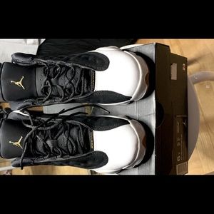 JAYS13 Retro black and white